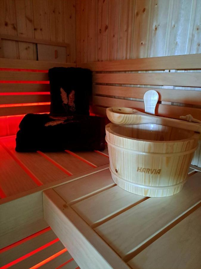 Ba'Cam Spa Panzió Etigny Kültér fotó