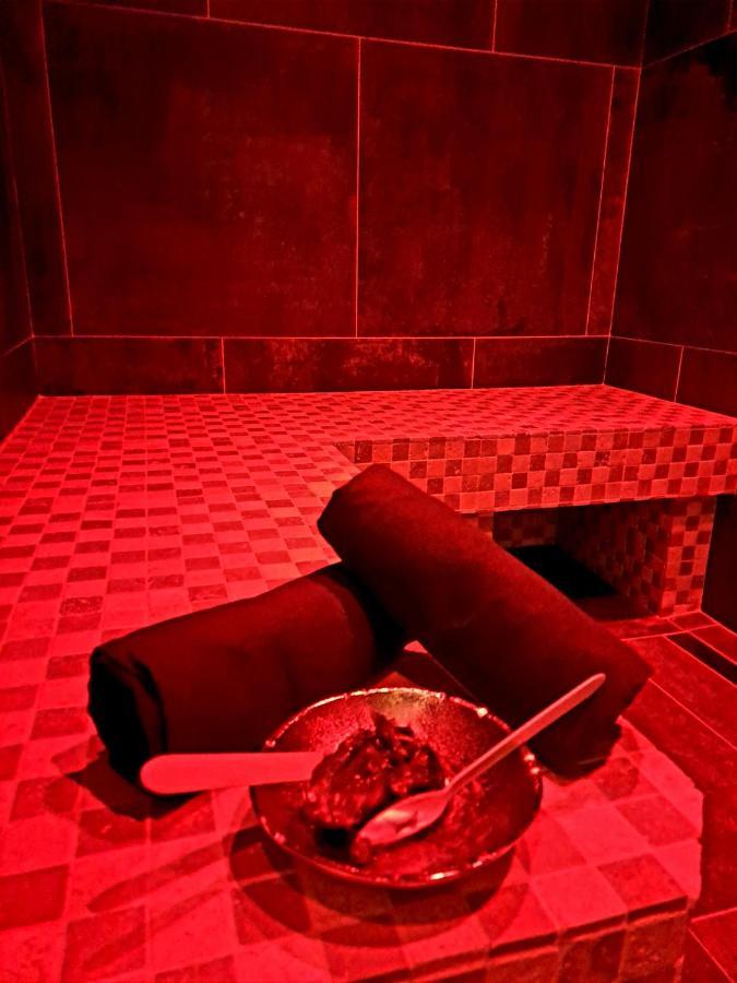 Ba'Cam Spa Panzió Etigny Kültér fotó