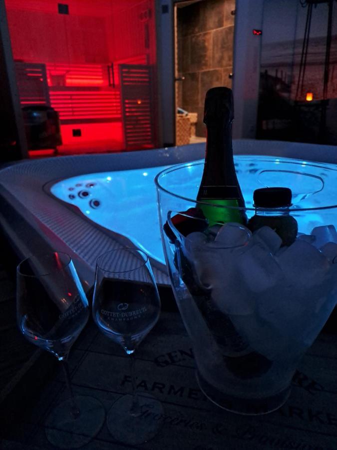 Ba'Cam Spa Panzió Etigny Kültér fotó